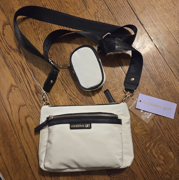 Madden Girl Handbags - Madden Girl White and Black Crossbody Bag